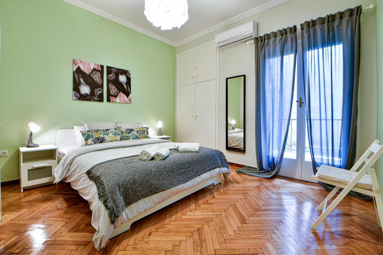 Thiras Lovely Apartment By Zain Афины Экстерьер фото