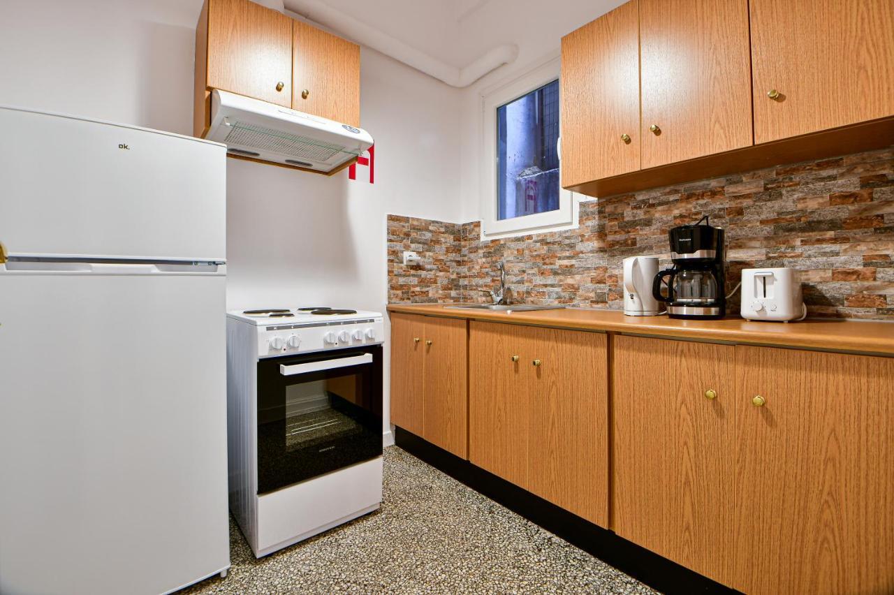 Thiras Lovely Apartment By Zain Афины Экстерьер фото