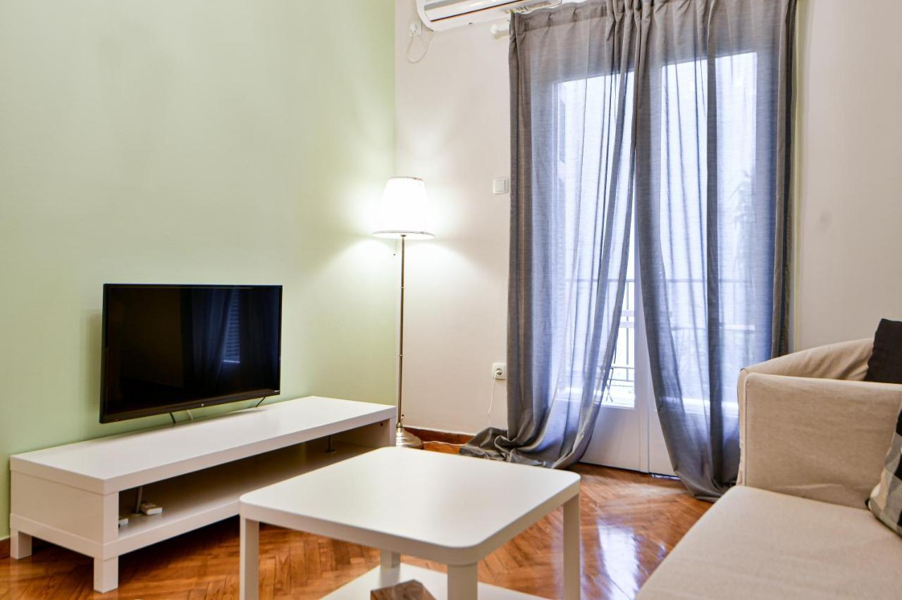 Thiras Lovely Apartment By Zain Афины Экстерьер фото
